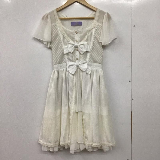 アクシーズファム axes femme ワンピース ひざ丈スカート 半袖ワンピース フレアスカート レース M ストライプ 白 / ホワイト / white レディース USED 古着 中古 10152804