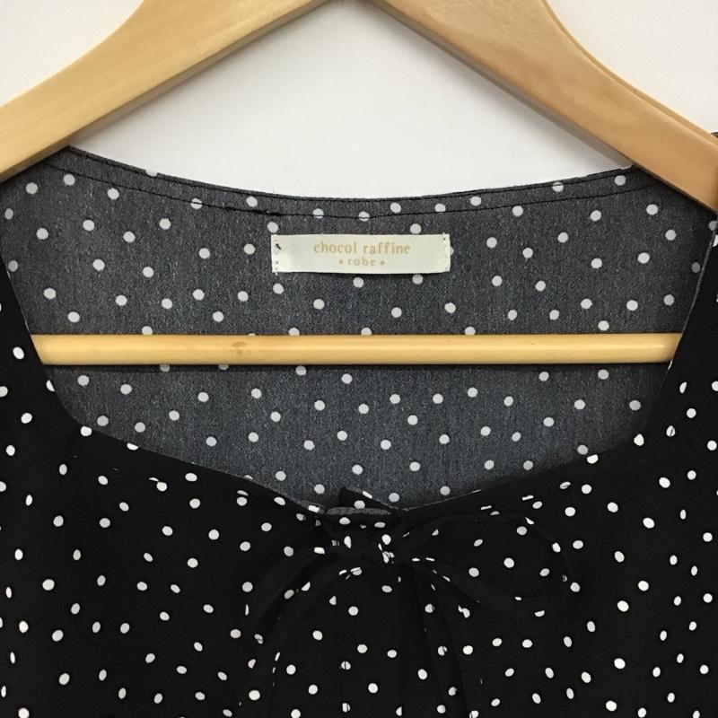 ショコラ フィネ ローブ chocol raffine robe シャツ、ブラウス 半袖 6A26L0A0800 スクエア衿ブラウス フレンチスリーブ FREE ドット 黒 / ブラック / black レディース USED 古着 中古 10152925