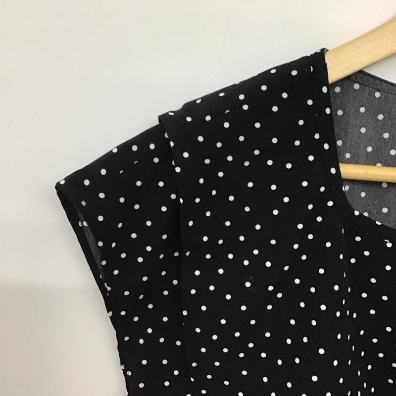 ショコラ フィネ ローブ chocol raffine robe シャツ、ブラウス 半袖 6A26L0A0800 スクエア衿ブラウス フレンチスリーブ FREE ドット 黒 / ブラック / black レディース USED 古着 中古 10152925