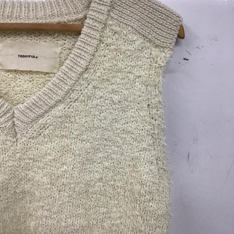 トゥデイフル TODAYFUL ベスト ベスト FREE 無地 白 / ホワイト / white レディース USED 古着 中古 10152986