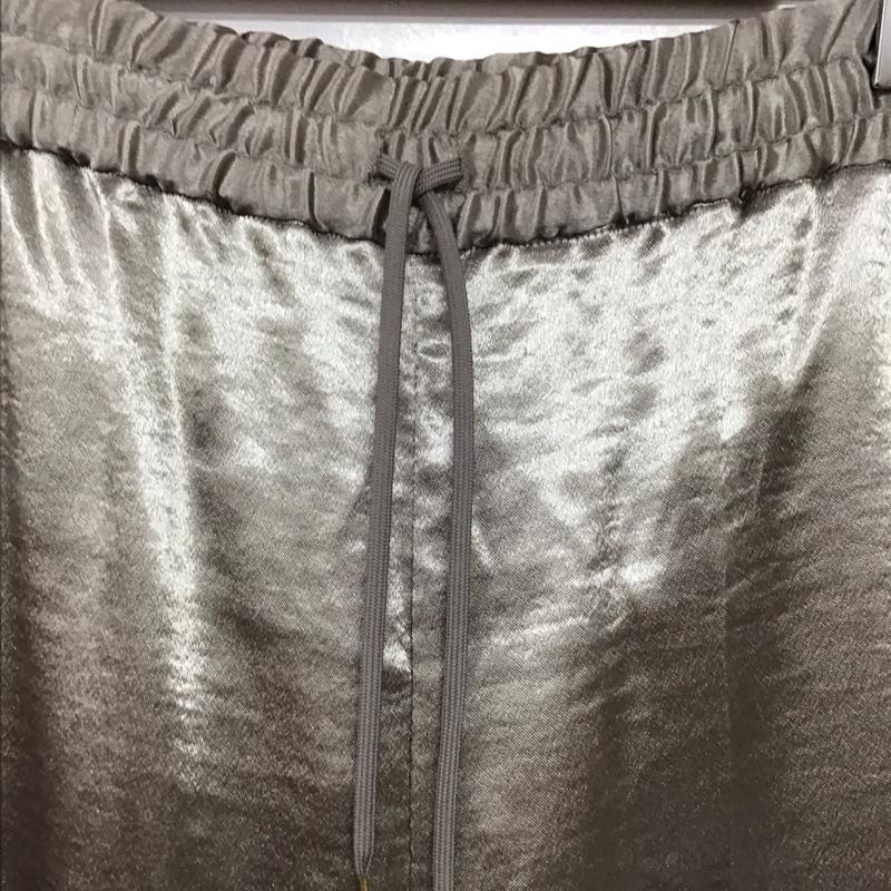 ジーナシス JEANASIS パンツ スラックス js050407mc ラスター サテン ストレート パンツ FREE 無地 灰 / グレー / gray レディース USED 古着 中古 10153051