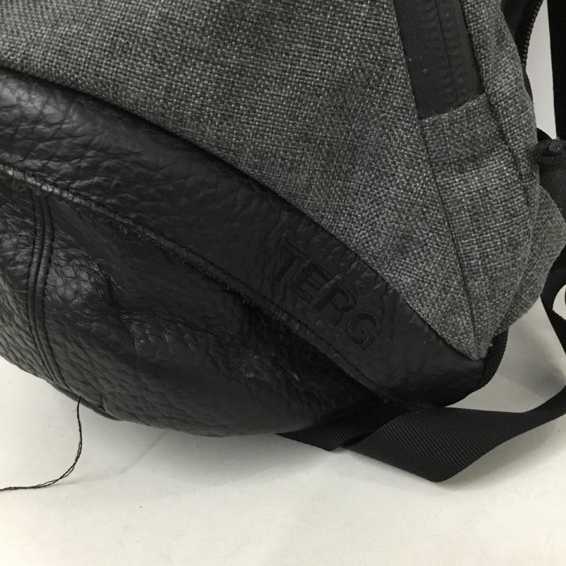 ターグ TERG リュックサック、デイパック リュックサック、デイバッグ デイパック ロゴ、文字 灰 / グレー / gray X 黒 / ブラック / black メンズ USED 古着 中古 10153109