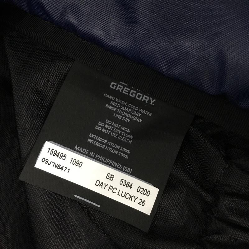 グレゴリー GREGORY リュックサック、デイパック リュックサック、デイバッグ CLASSIC DAY バックパック タグ付き ロゴ、文字 紺 / ネイビー / navy X 黒 / ブラック / black メンズ USED 古着 中古 10153137