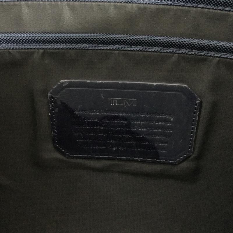 トゥミ TUMI トートバッグ トートバッグ ビジネスバッグ 無地 黒 / ブラック / black X 紺 / ネイビー / navy メンズ USED 古着 中古 10153152