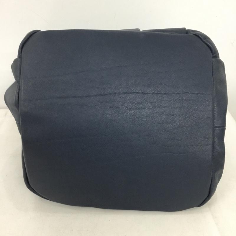 グイアス GUIA`S ハンドバッグ ハンドバッグ チェーンショルダー 無地 紺 / ネイビー / navy レディース USED 古着 中古 10153167