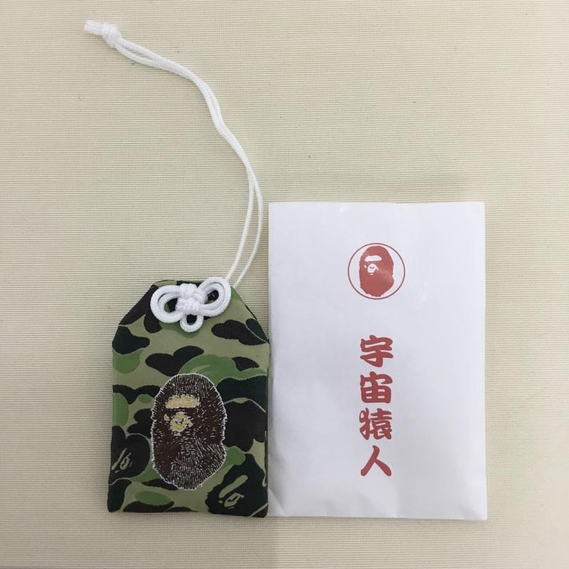アベイシングエイプ A BATHING APE ファッション小物 ファッション小物 宇宙猿人 御守り 総柄 マルチカラー / マルチカラー / multicolor メンズ USED 古着 中古 10153181
