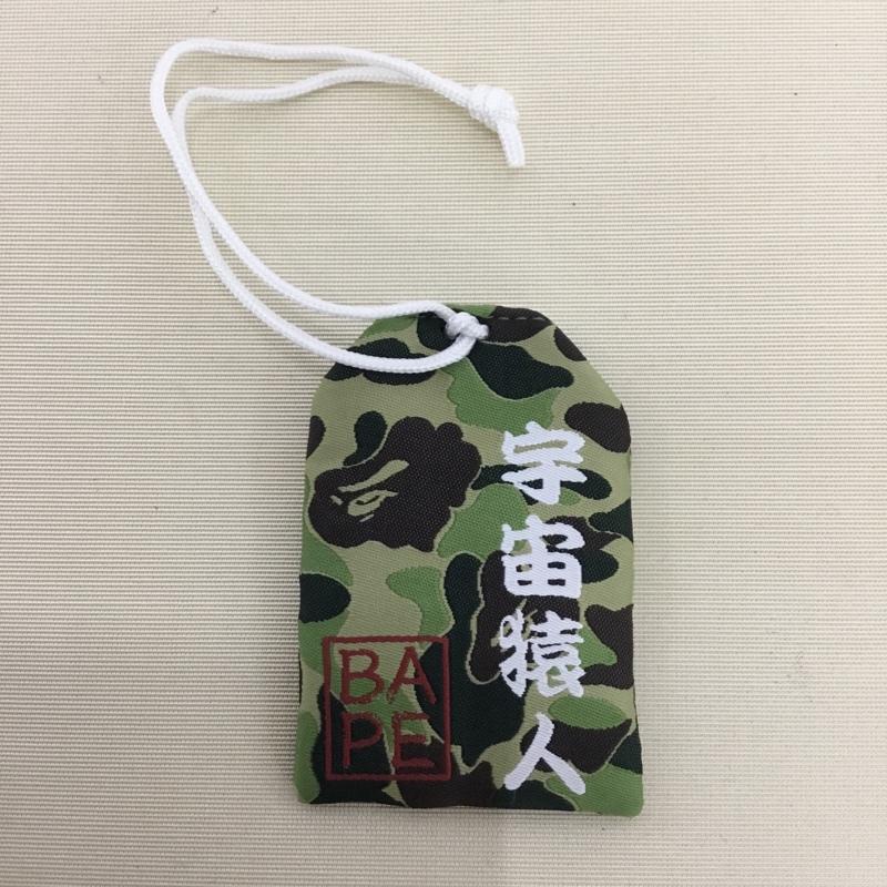 アベイシングエイプ A BATHING APE ファッション小物 ファッション小物 宇宙猿人 御守り 総柄 マルチカラー / マルチカラー / multicolor メンズ USED 古着 中古 10153182