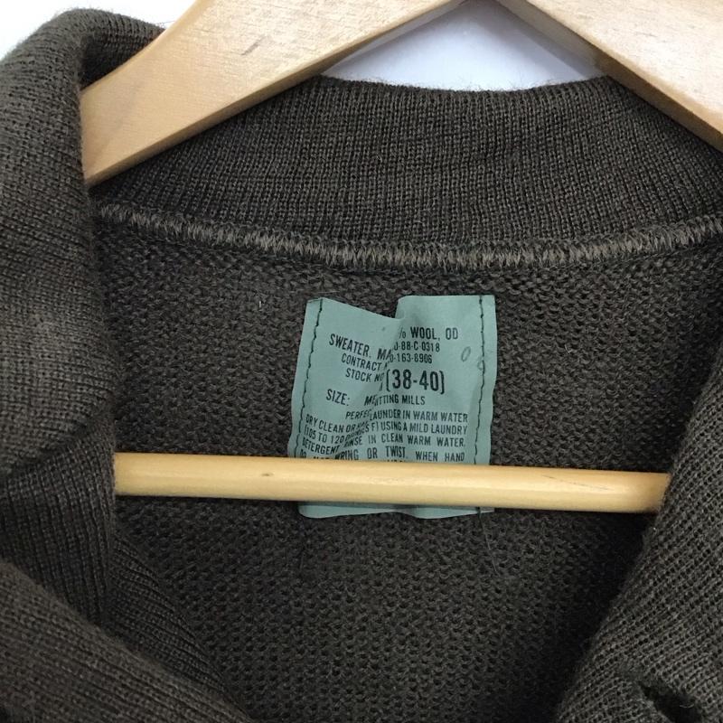 ミリタリー ミリタリー ニット、セーター 長袖 長袖ニット カラーネック 古着 38 無地 カーキ / カーキ / khaki メンズ USED 古着 中古 10153242