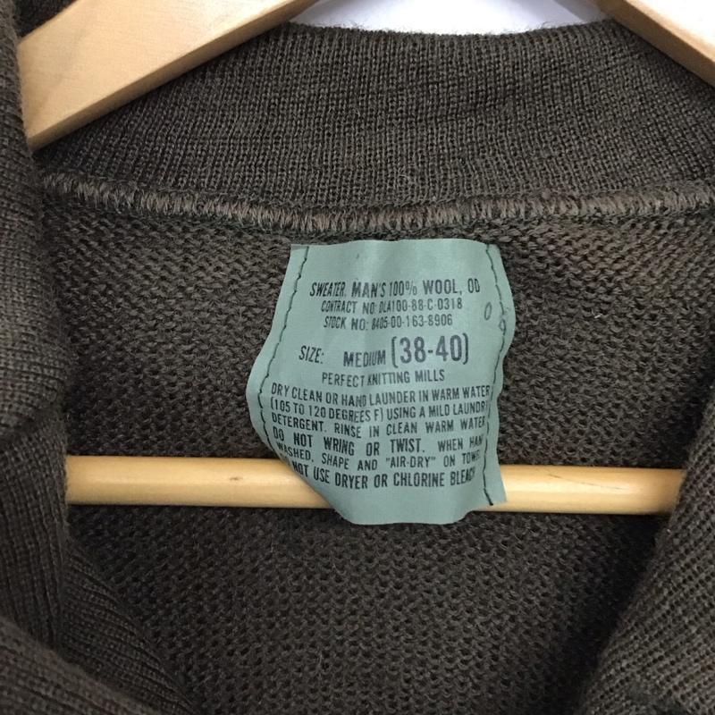 ミリタリー ミリタリー ニット、セーター 長袖 長袖ニット カラーネック 古着 38 無地 カーキ / カーキ / khaki メンズ USED 古着 中古 10153242