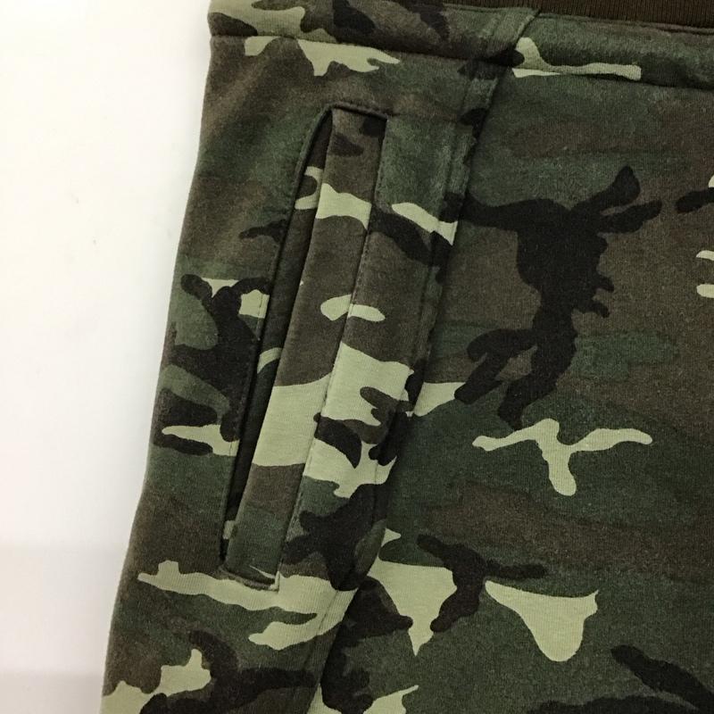 エーケーエム AKM パンツ ショートパンツ ショートパンツ ハーフパンツ カジュアルパンツ M カモフラージュ柄・迷彩 マルチカラー / マルチカラー / multicolor メンズ USED 古着 中古 10153286
