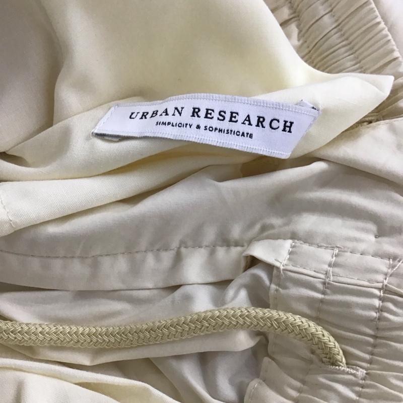 アーバンリサーチ URBAN RESEARCH パンツ ワークパンツ、ペインターパンツ タイプライターストレッチイージーパンツ L 無地 アイボリー / アイボリー / メンズ USED 古着 中古 10153326