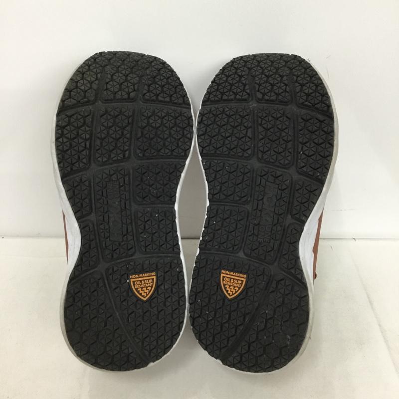 ホカオネオネ HOKA ONEONE スニーカー スニーカー 1110520 BBNW ランニングシューズ BONDI SR 26cm 26.0cm ロゴ、文字 茶 / ブラウン / brown メンズ USED 古着 中古 10153368