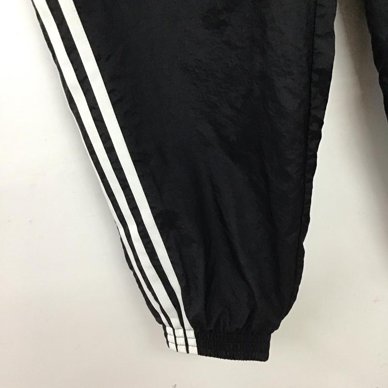 アディダス adidas パンツ ワークパンツ、ペインターパンツ H22870 ナイロンパンツ ワイドパンツ ロゴ、文字 黒 / ブラック / black メンズ USED 古着 中古 10153398