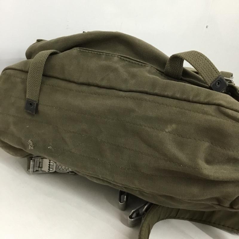 古着 USED リュックサック、デイパック リュックサック、デイバッグ ミリタリーバッグ 無地 マルチカラー / マルチカラー / multicolor メンズ USED 古着 中古 10153530