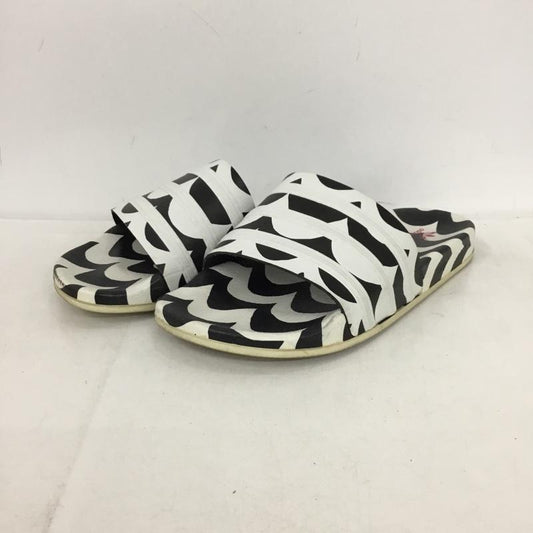 アディダス adidas サンダル サンダル GW7536 Adilette marimekko マリメッコ 24.5cm 24.5cm 総柄 白 / ホワイト / white X 黒 / ブラック / black レディース USED 古着 中古 10153548