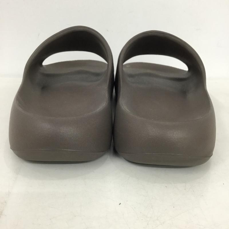 アディダス adidas サンダル サンダル UK7 シャワーサンダル ワンポイント 茶 / ブラウン / brown メンズ USED 古着 中古 10153549