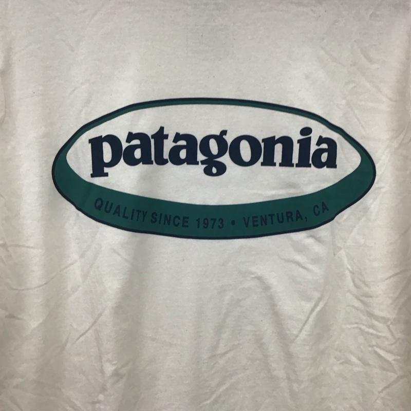 パタゴニア patagonia Tシャツ 半袖 半袖カットソー プリントTシャツ クルーネックカットソー XL ロゴ、文字 アイボリー / アイボリー / メンズ USED 古着 中古 10153593