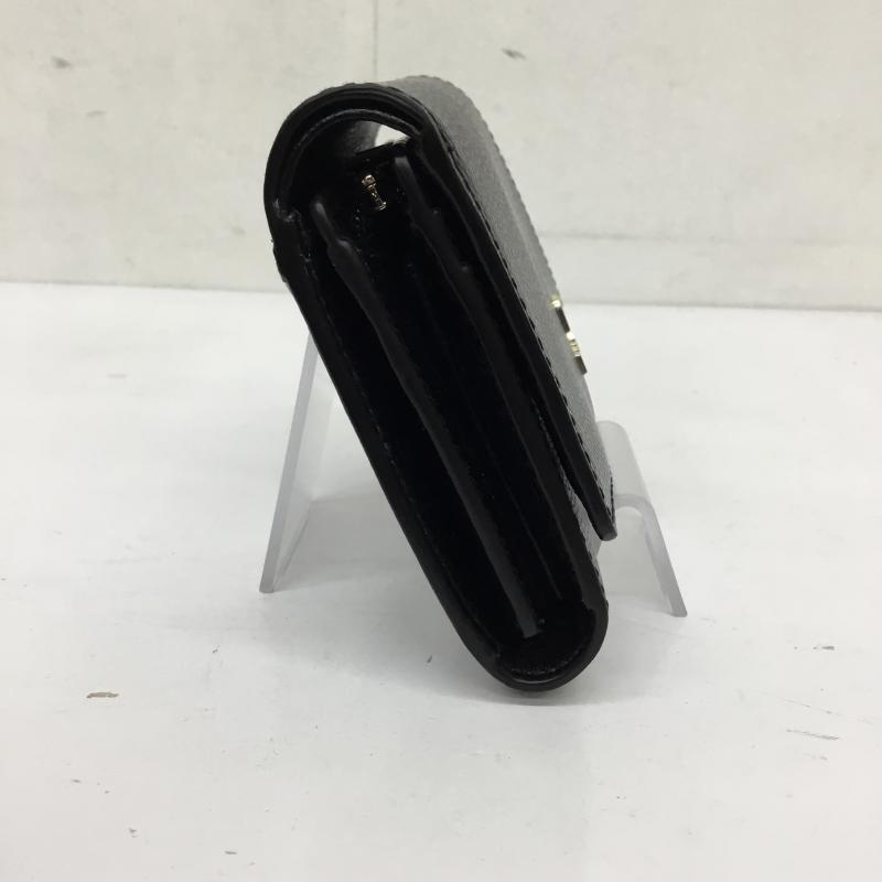 フルラ FURLA 財布 二つ折り ロゴ、文字 黒 / ブラック / black レディース USED 古着 中古 10153602