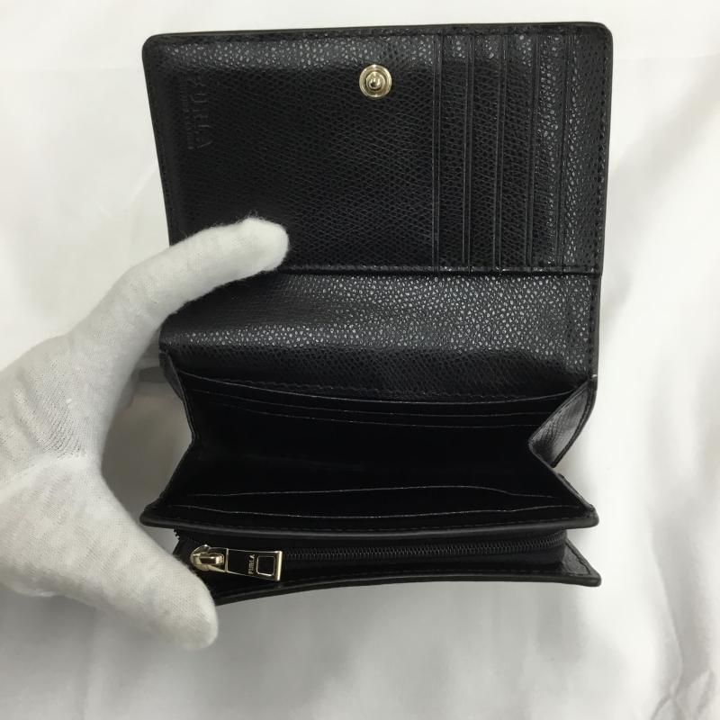 フルラ FURLA 財布 二つ折り ロゴ、文字 黒 / ブラック / black レディース USED 古着 中古 10153602