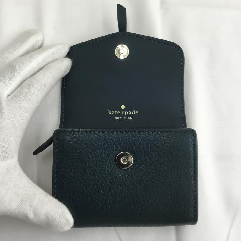 ケイト・スペード ニューヨーク kate spade new york 財布 二つ折り ロゴ、文字 緑 / グリーン / green レディース USED 古着 中古 10153606