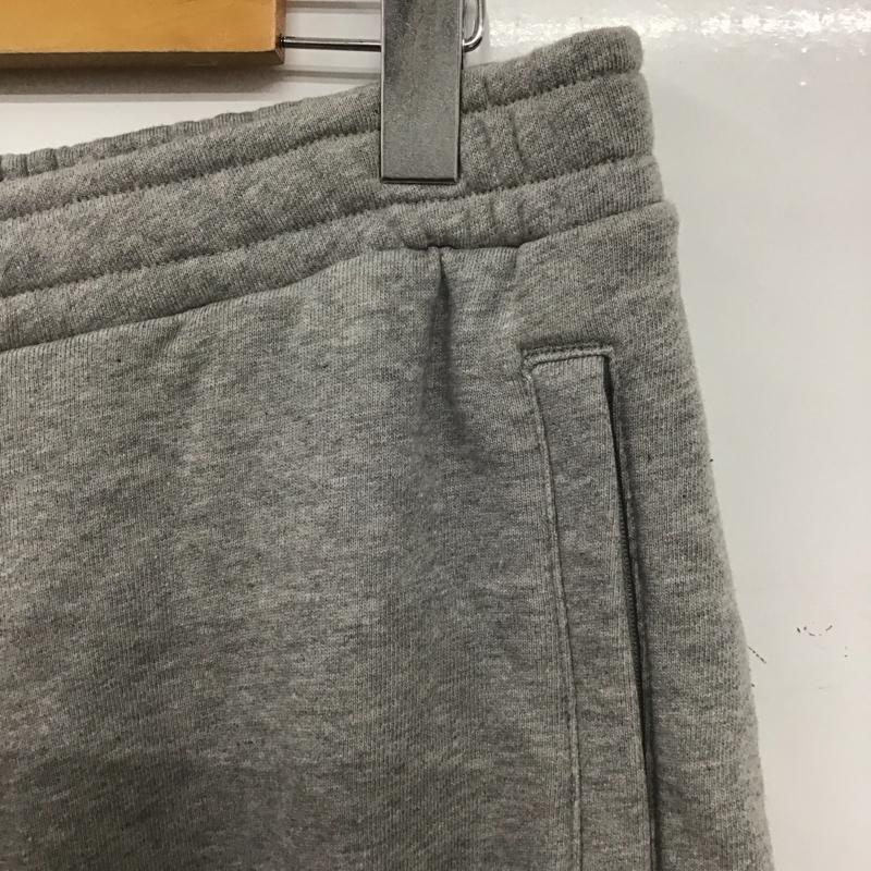 アディダス adidas パンツ ショートパンツ ed4697 ショートパンツ スウェットハーフパンツ L ロゴ、文字 灰 / グレー / gray メンズ USED 古着 中古 10153614