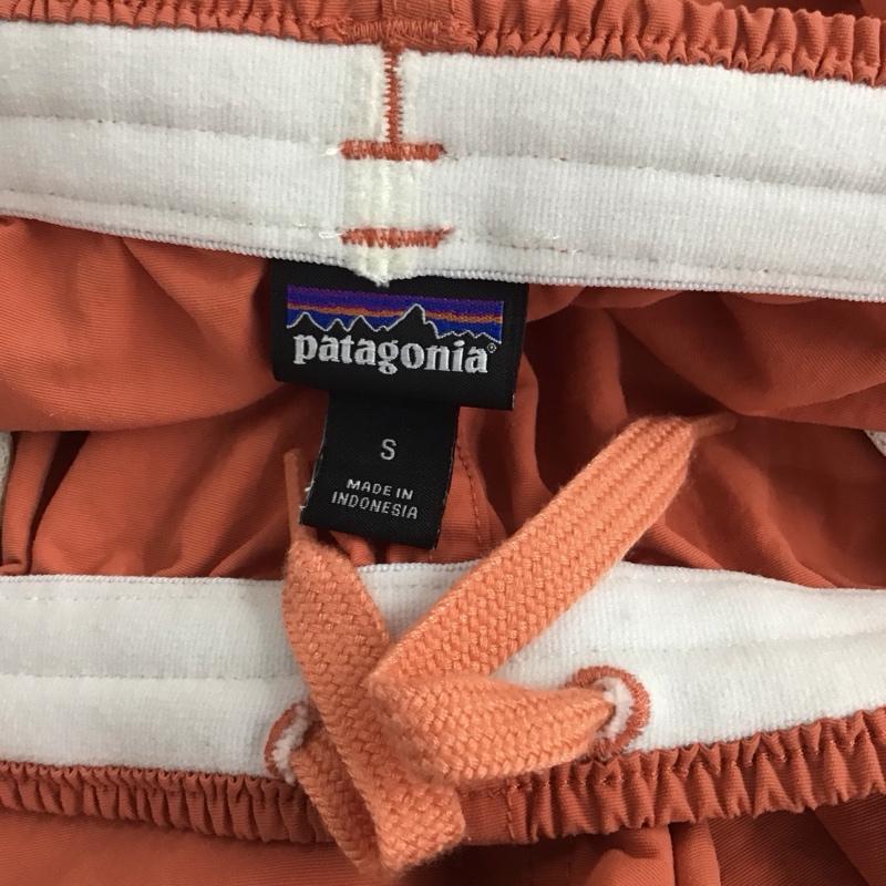 パタゴニア patagonia パンツ ショートパンツ ショートパンツ ハーフパンツ カジュアルパンツ S ロゴ、文字 橙 / オレンジ / orange メンズ USED 古着 中古 10153615
