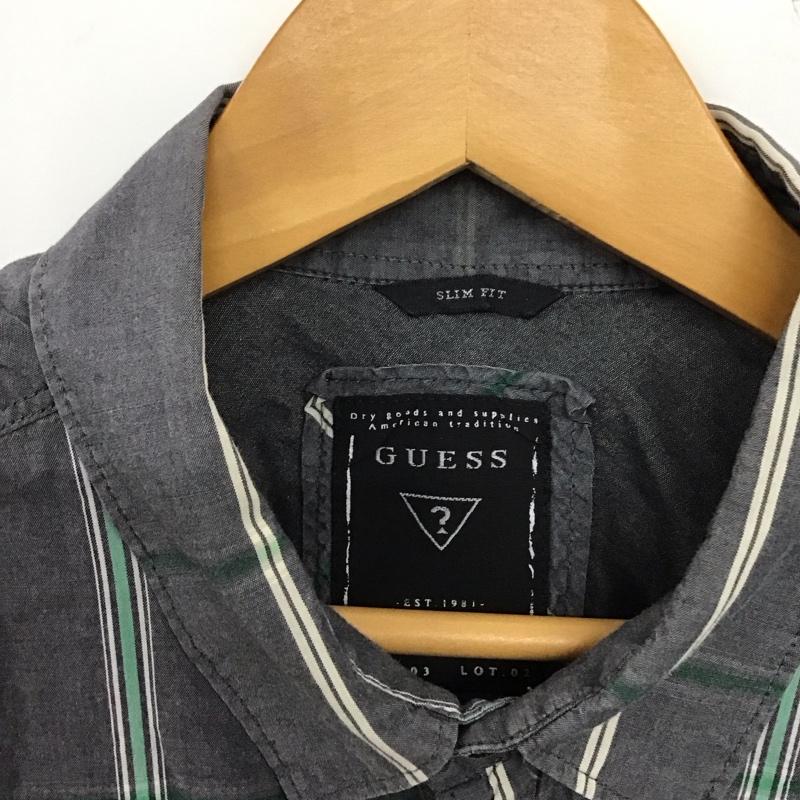 ゲス Guess シャツ、ブラウス 半袖 半袖シャツ プリントシャツ カラーシャツ M ストライプ 灰 / グレー / gray メンズ USED 古着 中古 10153639