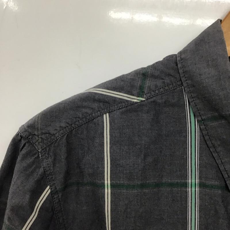 ゲス Guess シャツ、ブラウス 半袖 半袖シャツ プリントシャツ カラーシャツ M ストライプ 灰 / グレー / gray メンズ USED 古着 中古 10153639