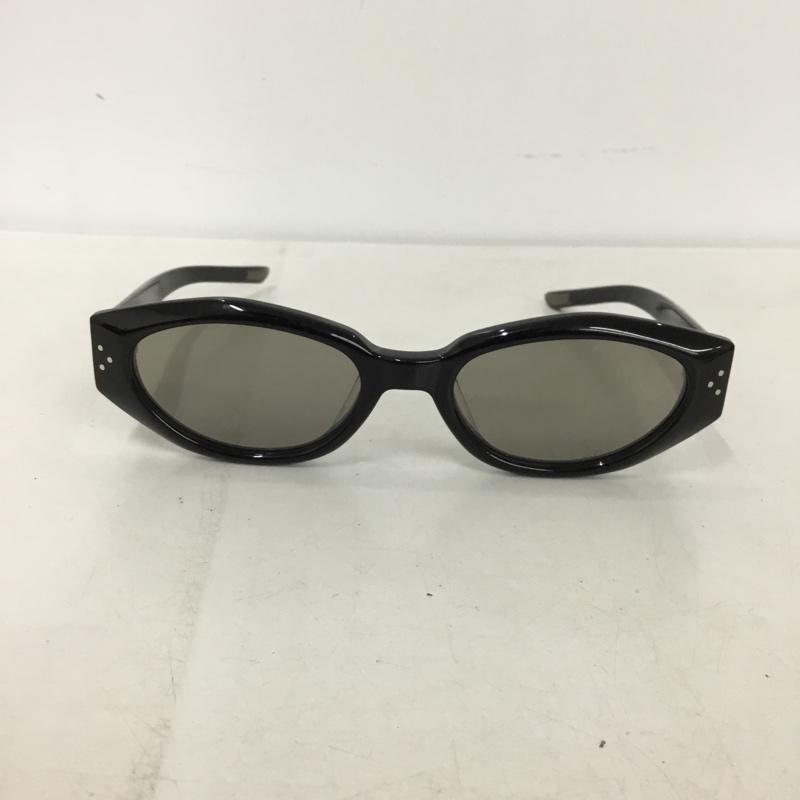 ジェントルモンスター GENTLE MONSTER めがね・サングラス サングラス DADA オーバルサングラス ロゴ、文字 黒 / ブラック / black X 銀 / シルバー / silver color メンズ USED 古着 中古 10153649
