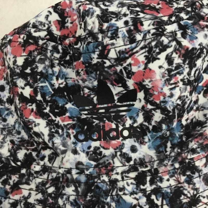 アディダス adidas 帽子 ハット GN2145 リバーシブル バケットハット ロゴ、文字 X 総柄 マルチカラー / マルチカラー / multicolor メンズ USED 古着 中古 10153671