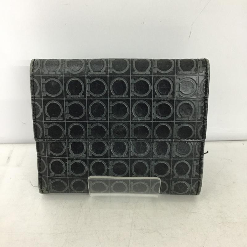 サルヴァトーレフェラガモ Salvatore Ferragamo 財布 二つ折り 総柄 黒 / ブラック / black レディース USED 古着 中古 10153682