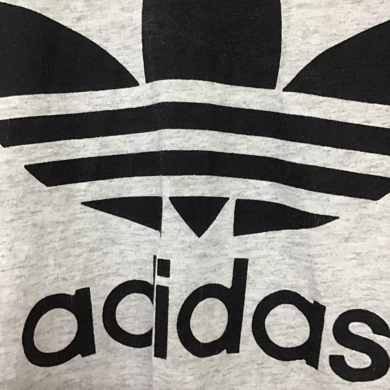 アディダス adidas Tシャツ 半袖 半袖カットソー プリントTシャツ クルーネックカットソー 古着 L ロゴ、文字 灰 / グレー / gray メンズ USED 古着 中古 10153698