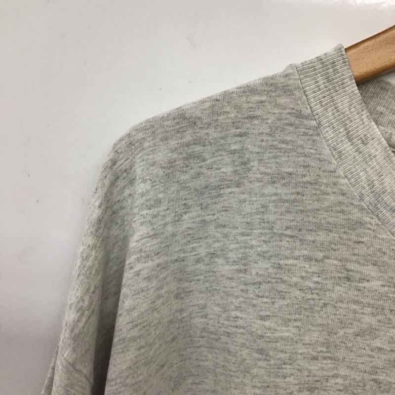 アディダス adidas Tシャツ 半袖 半袖カットソー プリントTシャツ クルーネックカットソー 古着 L ロゴ、文字 灰 / グレー / gray メンズ USED 古着 中古 10153698