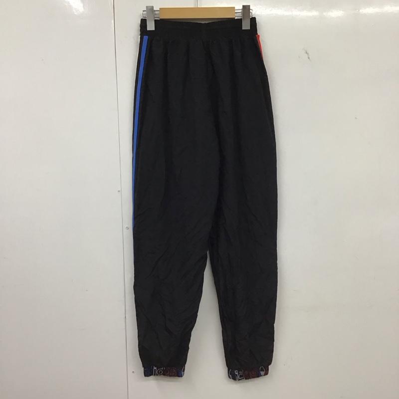 アディダス adidas パンツ ワークパンツ、ペインターパンツ ワイドパンツ ナイロンパンツ カジュアルパンツ L ロゴ、文字 黒 / ブラック / black レディース USED 古着 中古 10153814