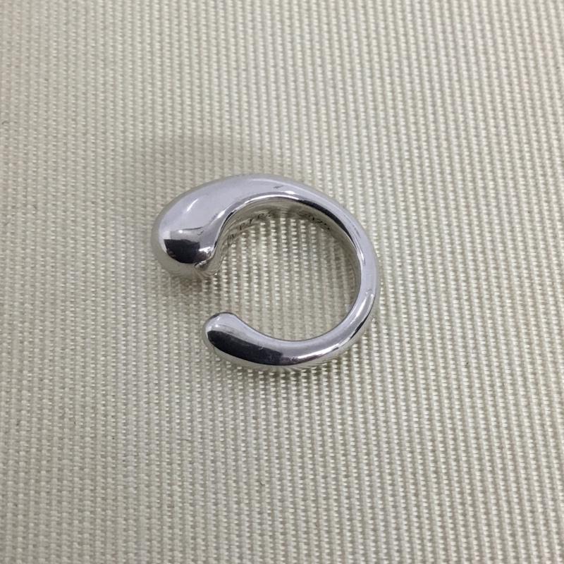 ヒアーズ h eres アクセサリー ピアス イヤーカフ AIMEE EAR CUFF CLASSIC EAR CUFF 無地 銀 / シルバー / silver color レディース USED 古着 中古 10153883
