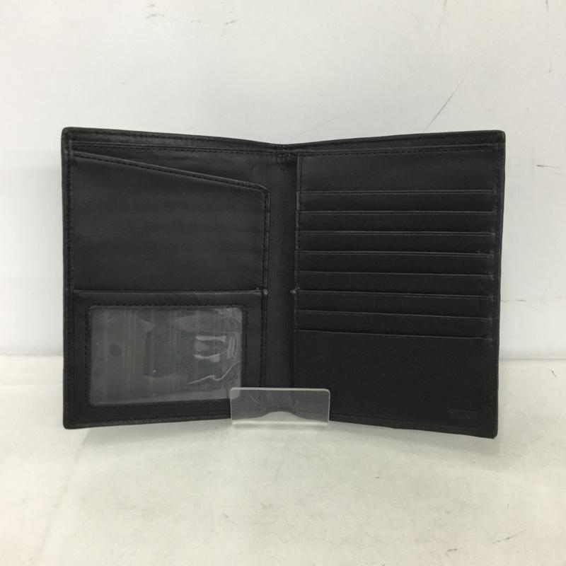トゥミ TUMI 財布 二つ折り カードケース パスケース マルチケース ロゴ、文字 黒 / ブラック / black メンズ USED 古着 中古 10153884