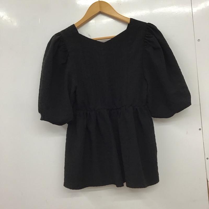 アズールバイマウジー AZUL BY MOUSSY シャツ、ブラウス 半袖 250HSF30-234D フクレジャガードペプラムブラウス S 無地 黒 / ブラック / black レディース USED 古着 中古 10153902