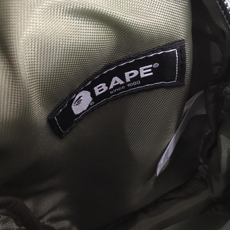 アベイシングエイプ A BATHING APE ショルダーバッグ ショルダーバッグ ABC CAMO MILO SHARK SHOULDER BAG  マルチカラー / マルチカラー / multicolor メンズ USED 古着 中古 10153956
