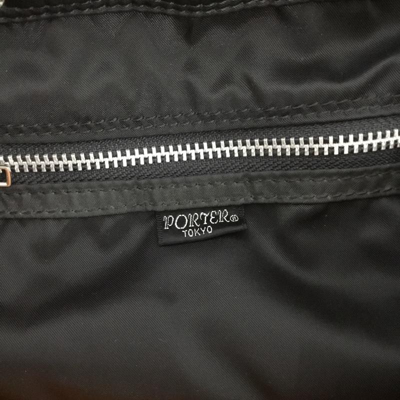 ポーター PORTER リュックサック、デイパック リュックサック、デイバッグ タンカー ロゴ、文字 黒 / ブラック / black メンズ USED 古着 中古 10153984