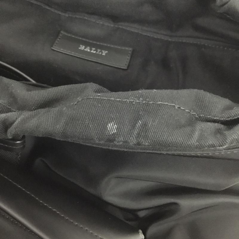 バリー BALLY リュックサック、デイパック リュックサック、デイバッグ ロゴ、文字 黒 / ブラック / black メンズ USED 古着 中古 10154045
