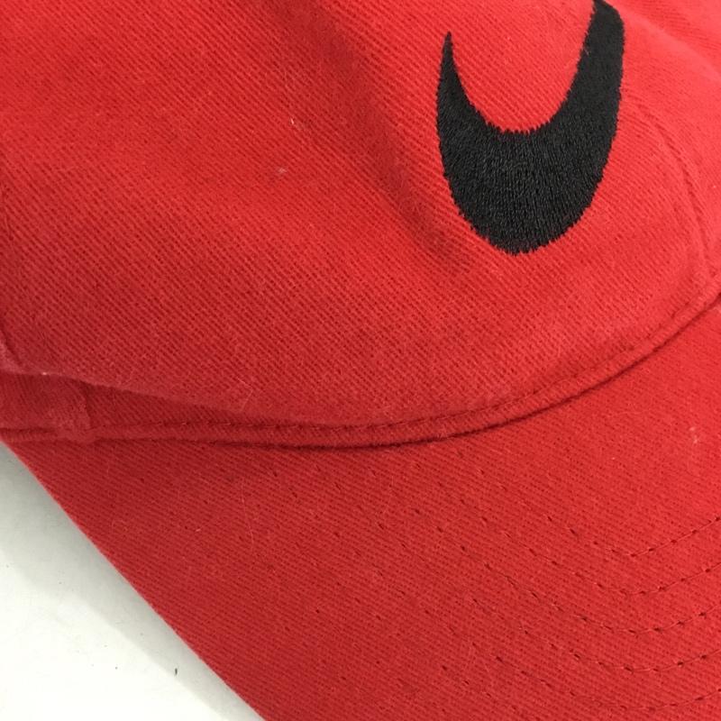 ナイキ NIKE 帽子 キャップ TIGER WOODS INVITATIONAL コットン ワンポイント 赤 / レッド / red メンズ USED 古着 中古 10154196