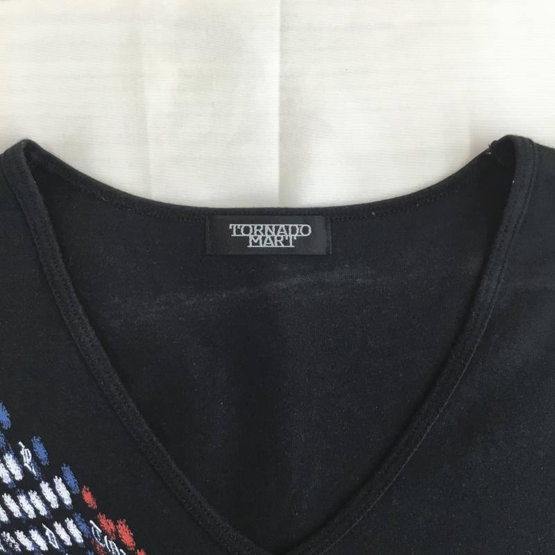 トルネードマート TORNADO MART Tシャツ 半袖 TORNADO MART Vネック 半袖 Tシャツ S ロゴ、文字 黒 / ブラック / black メンズ USED 古着 中古 10154393