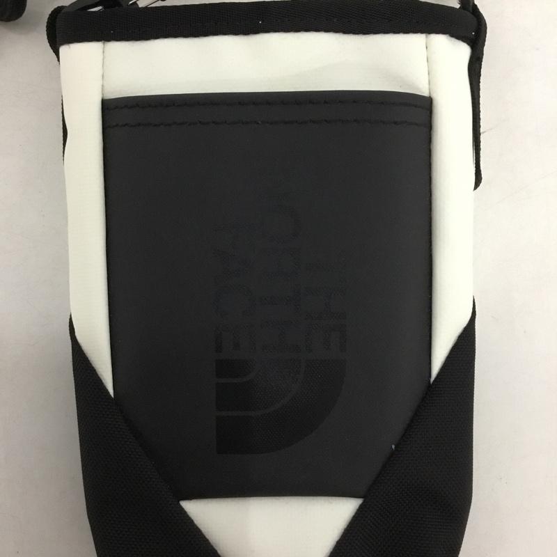 ザノースフェイス THE NORTH FACE ショルダーバッグ ショルダーバッグ NM82502 BCネックポーチ ロゴ、文字 白 / ホワイト / white X 黒 / ブラック / black メンズ USED 古着 中古 10154443