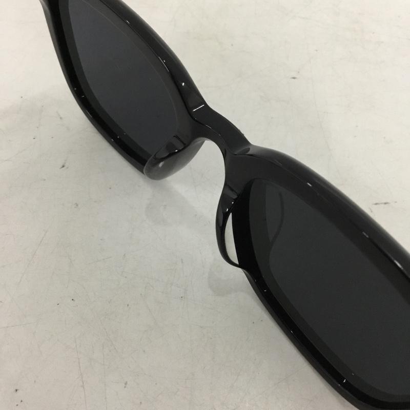 ジェントルモンスター GENTLE MONSTER めがね・サングラス サングラス BY ROW ロゴ、文字 黒 / ブラック / black メンズ USED 古着 中古 10154502