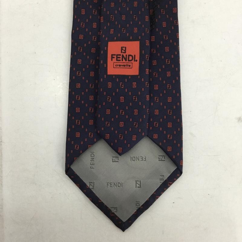 フェンディ FENDI ネクタイ ネクタイ シルク イタリア製 総柄 紺 / ネイビー / navy X 赤 / レッド / red メンズ USED 古着 中古 10154539