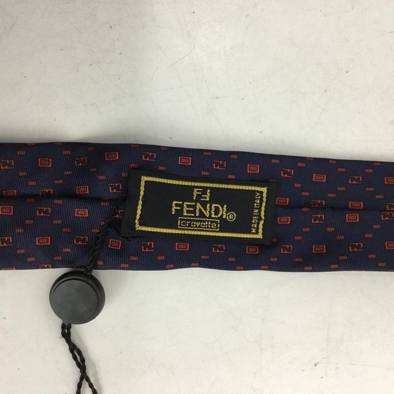 フェンディ FENDI ネクタイ ネクタイ シルク イタリア製 総柄 紺 / ネイビー / navy X 赤 / レッド / red メンズ USED 古着 中古 10154539