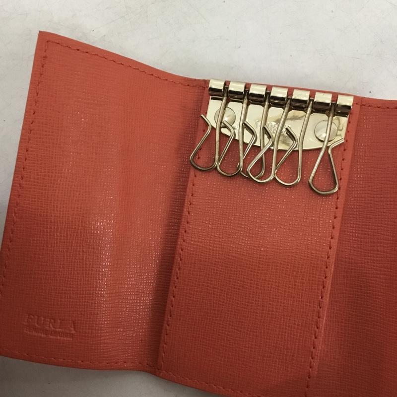 フルラ FURLA キーケース キーケース 6連 ロゴ、文字 橙 / オレンジ / orange レディース USED 古着 中古 10154892