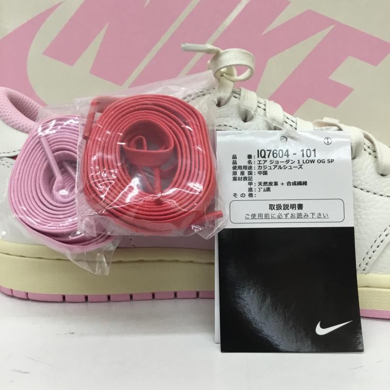 ナイキ NIKE スニーカー スニーカー NIKE ナイキ IQ7604-101 Travis Scott x エアジョーダン 1 レトロ Low OG Sail Tropical Pink 29.5cm ロゴ、文字 桃 / ピンク / pink X 白 / ホワイト / white メンズ USED 古着 中古 10155048