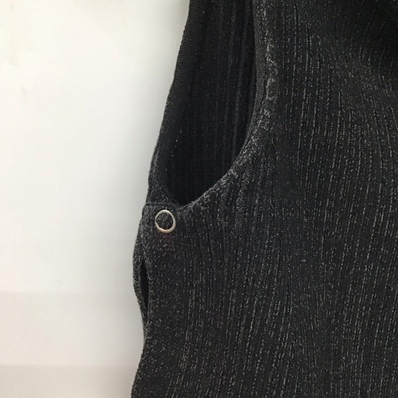 ミハラヤスヒロ MIHARAYASUHIRO ベスト ベスト B13SW581 ロゴパッチ・ノースリーブニットトップス 40 無地 黒 / ブラック / black レディース USED 古着 中古 10155091
