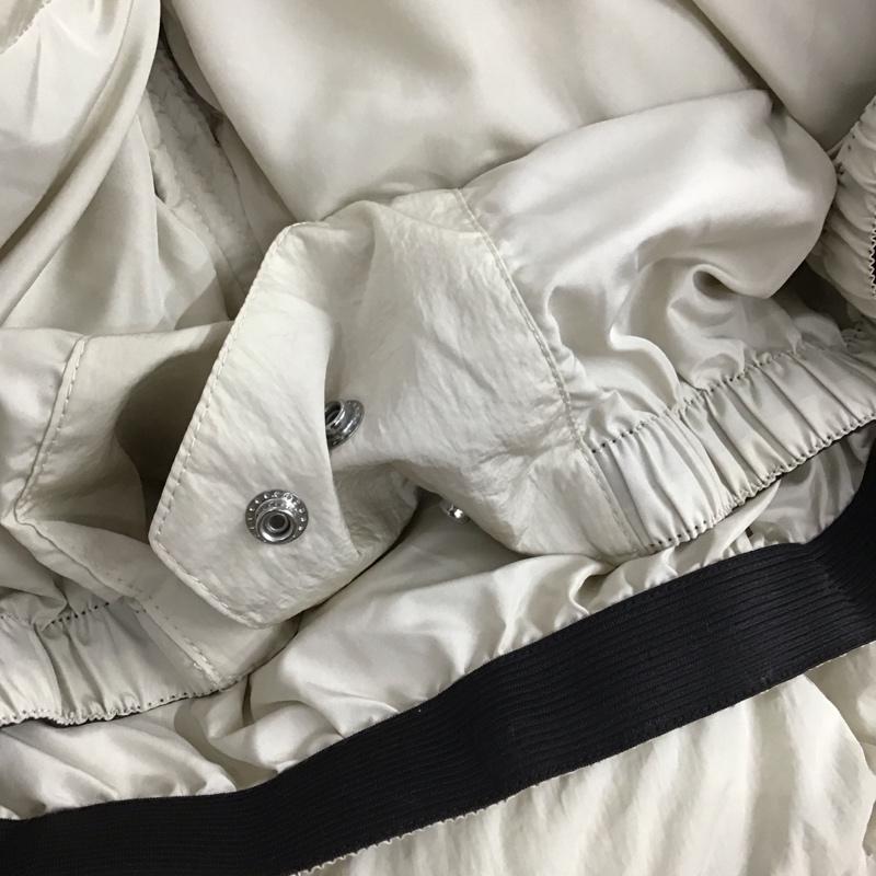 ザラ ZARA ジャケット、上着 ジャンパー、ブルゾン L 無地 オフホワイト / オフホワイト / レディース USED 古着 中古 10155120